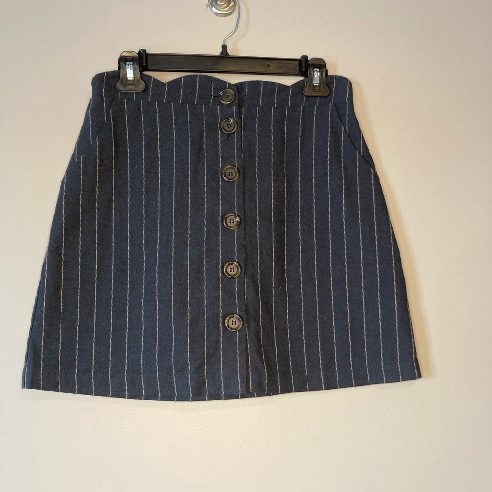 Day to Day Blu Pepper Navy Stripe Button Front Skirt S Pockets Dark Acadamia. - Picture 1 of 4